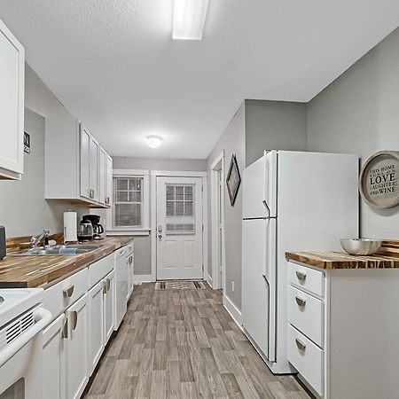 Chic 2Br Duplex Free Parking Near Hospitals Villa Des Moines Dış mekan fotoğraf